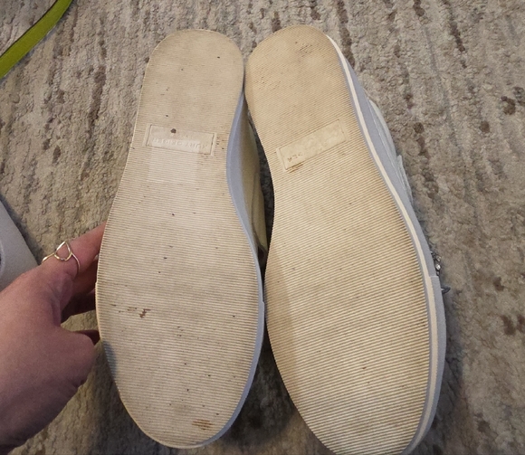 Kurt Geiger White Sneakers with Glittering Bow - Picture 7 of 11